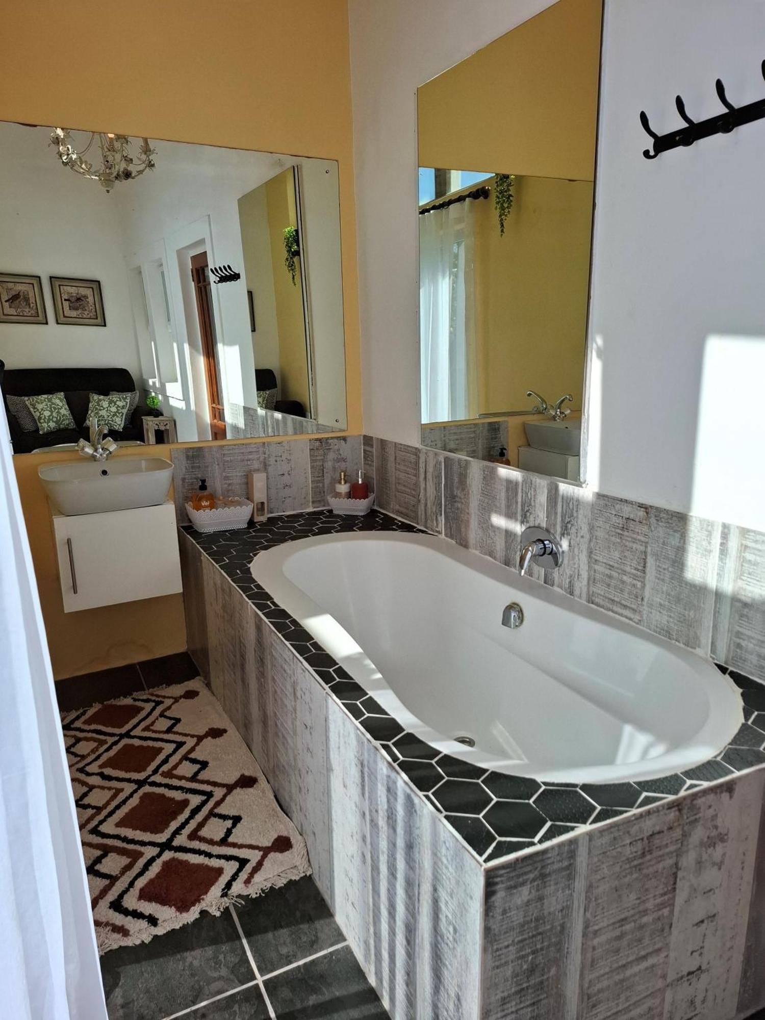 Franschhoek Wine Tram Apartment Ngoại thất bức ảnh